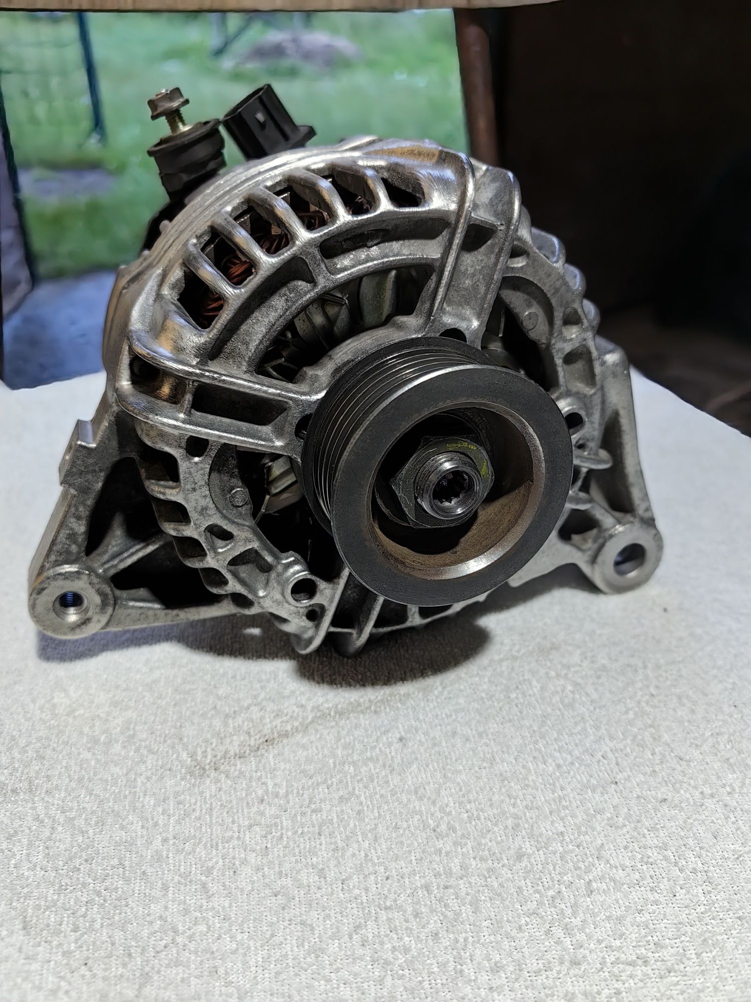 Alternator Bosch Toyota Avensis T25 1.8 benzyna