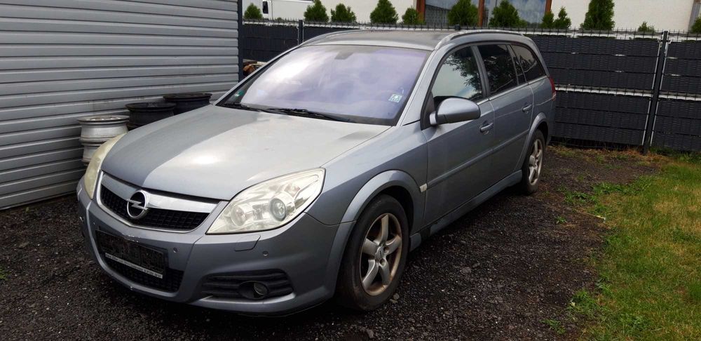 Opel Vectra C Lift 1,9 CDTI 150 KM Xenon Manual Kombi Z163