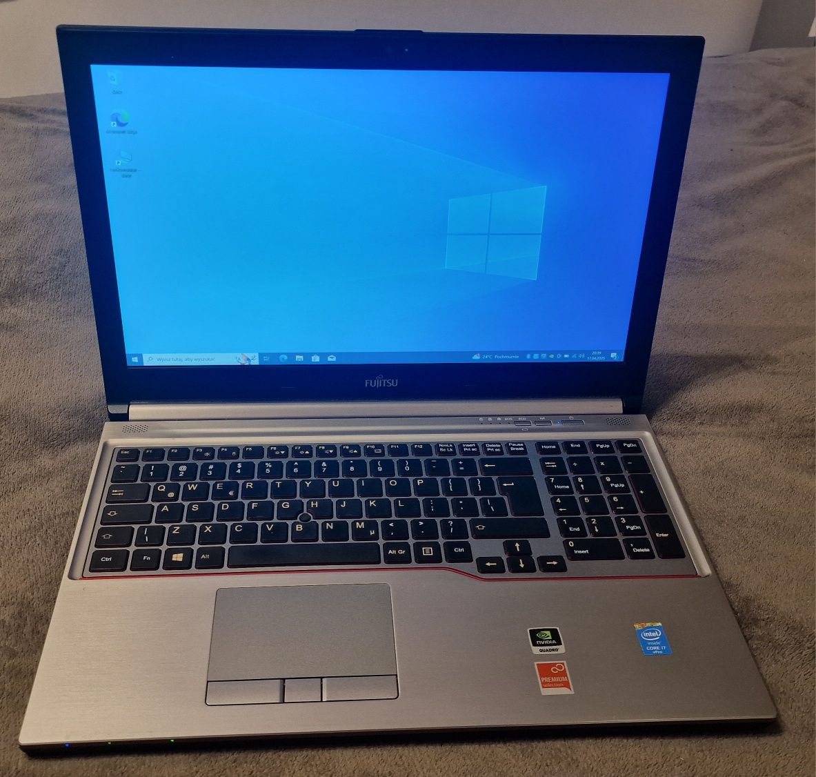 Fujitsu H730 i7 4900MQ 8x2.8  FullHD 32ram