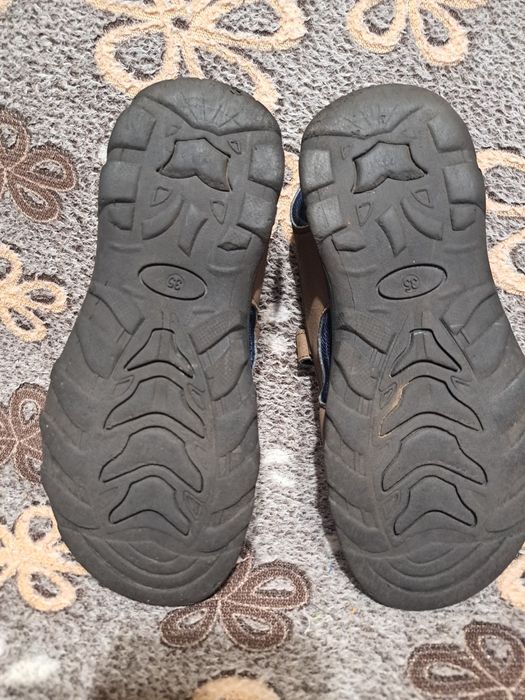 Сандалі Waikiki 35 розмір