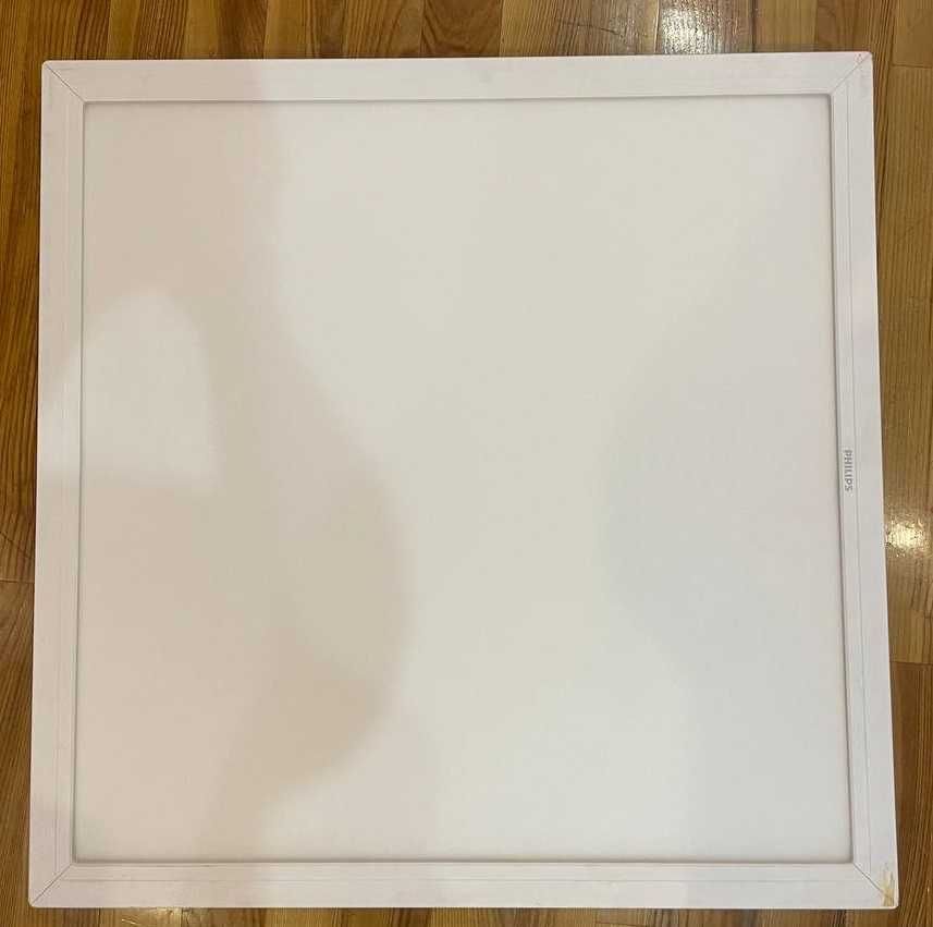 Продам cвітлодіодну панель Philips CoreLine Panel RC125B