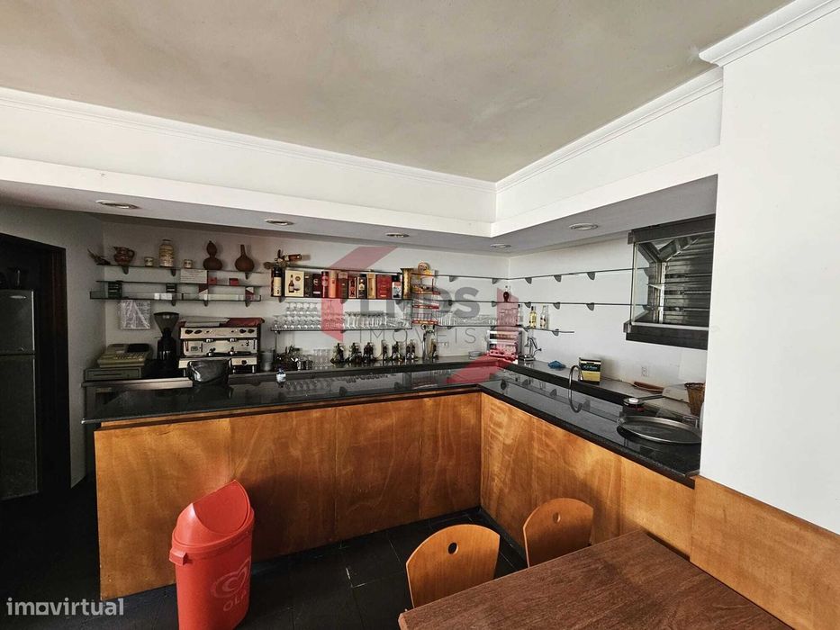 OPORTUNIDADE ÚNICA Venda de Loja - Senhora da Hora