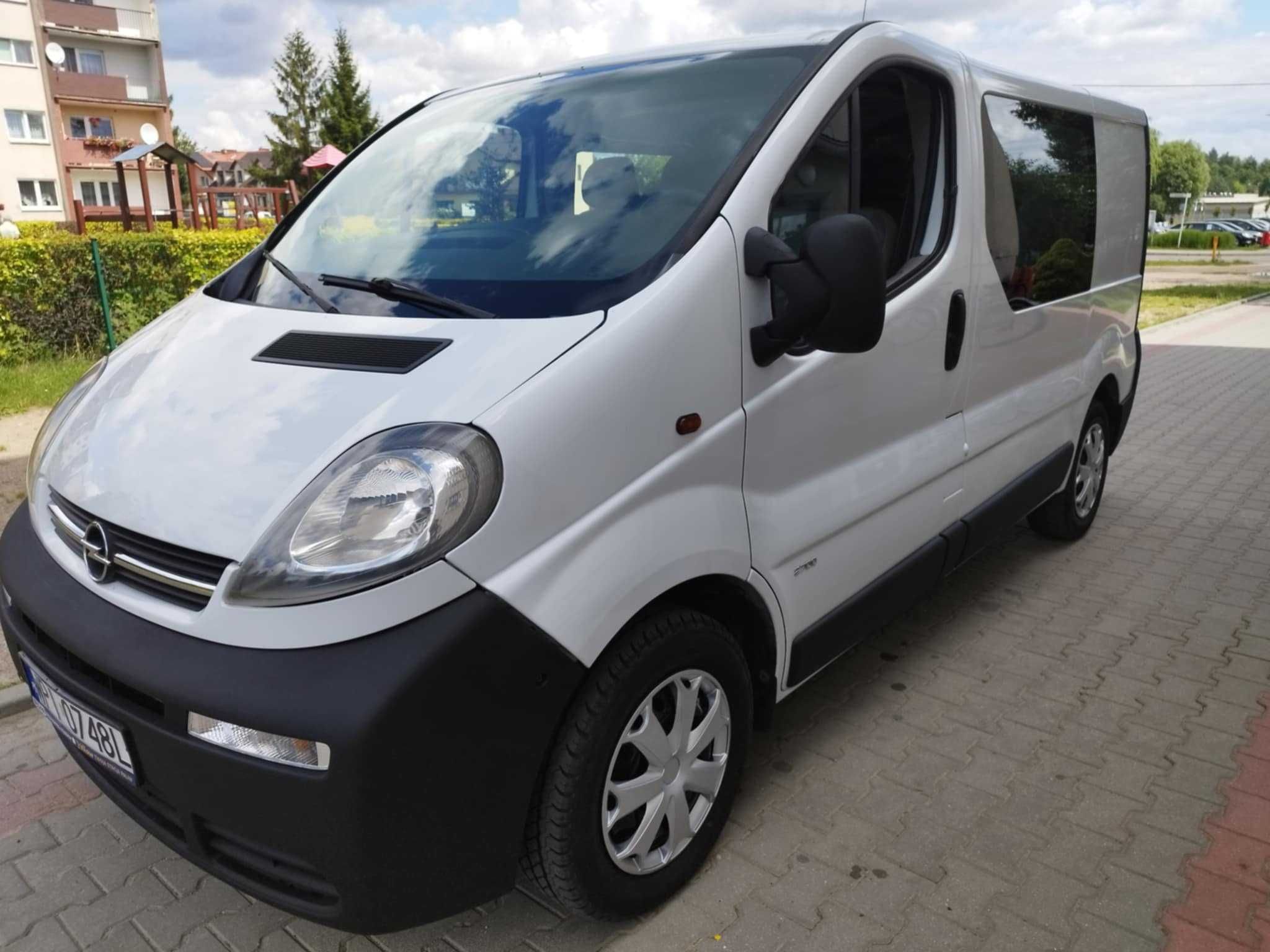 Opel Vivaro 6 osobowy 1.9 Brygadówka (trafic primastar)