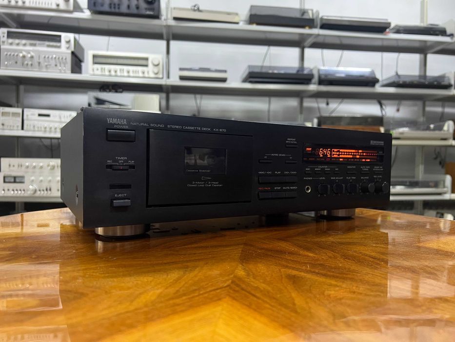 Magnetofon kasetowy Yamaha KX-670 Audio Room