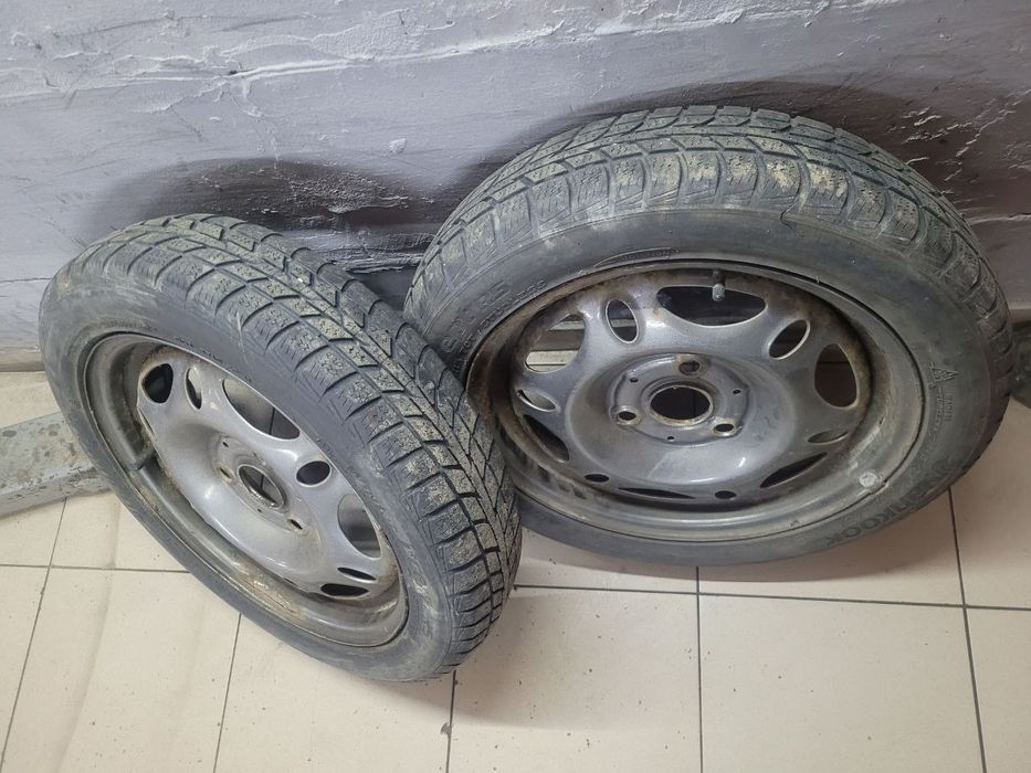Продам 135 70 r 15 зимнюю резину с дисками на Smart