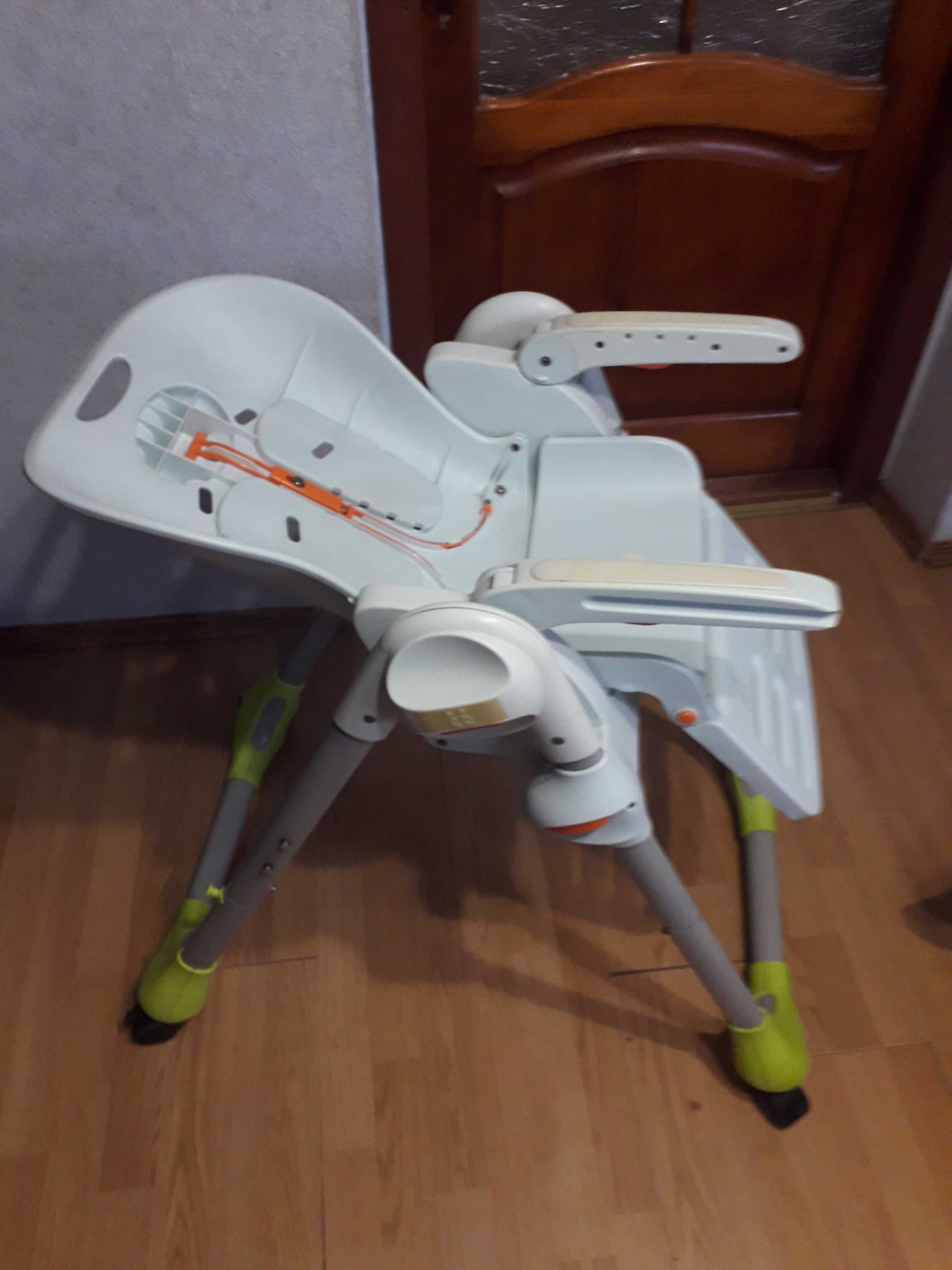 Стільчик для годування (стульчик для кормления)
