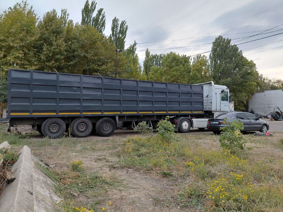 Зерновоз Schmitz S-01 SAF