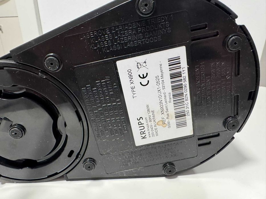 Ekspres kapsułkowy Krups VERTUO PLUS YY3922FD 1 bar czarny