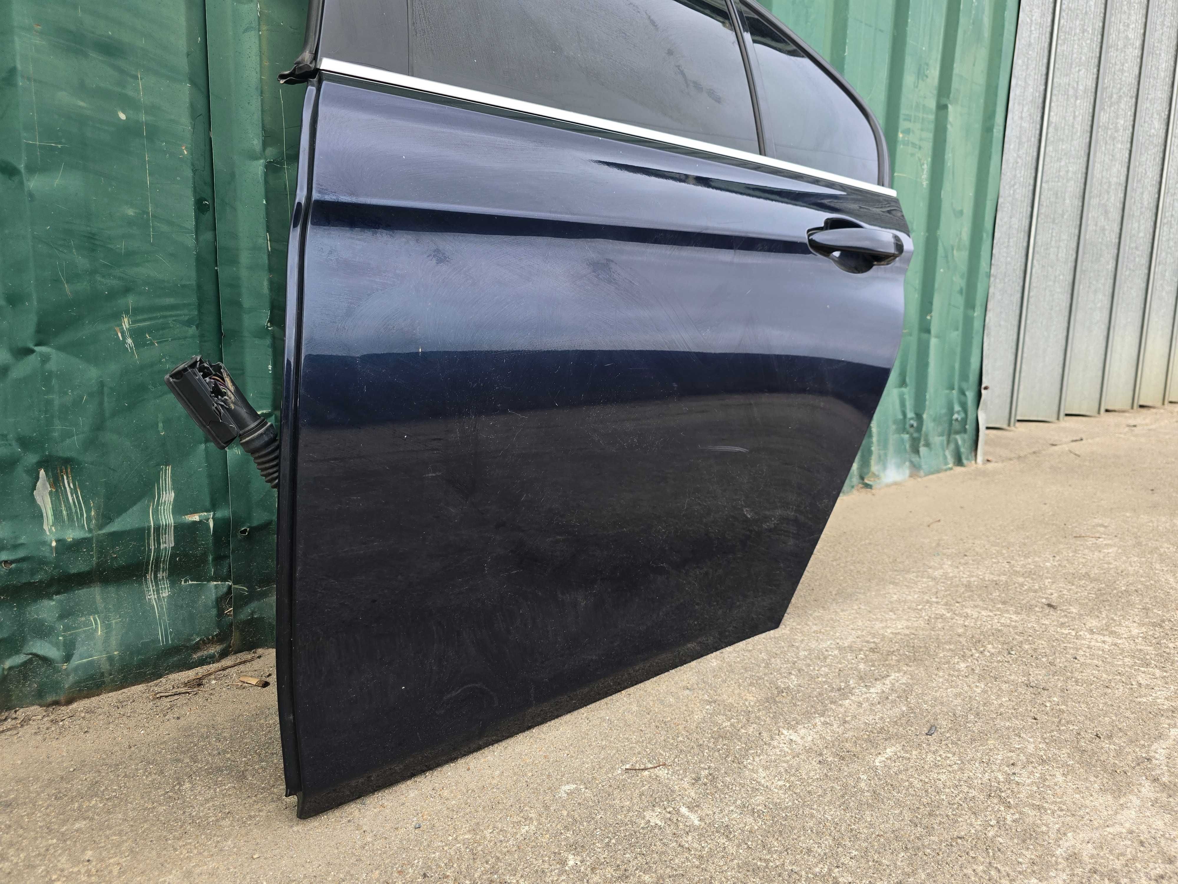 Porta trás esquerda BMW Serie 3 F30 Sedan (2011 a 2018)