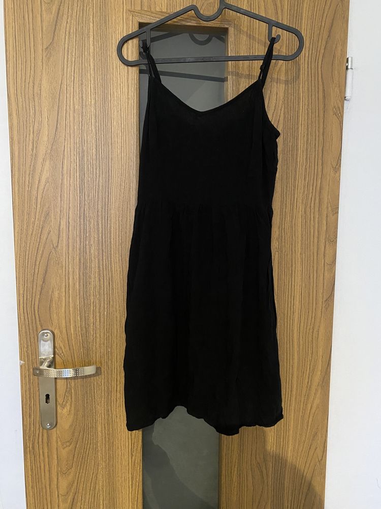 Sukienka czarna rozmiar xs s