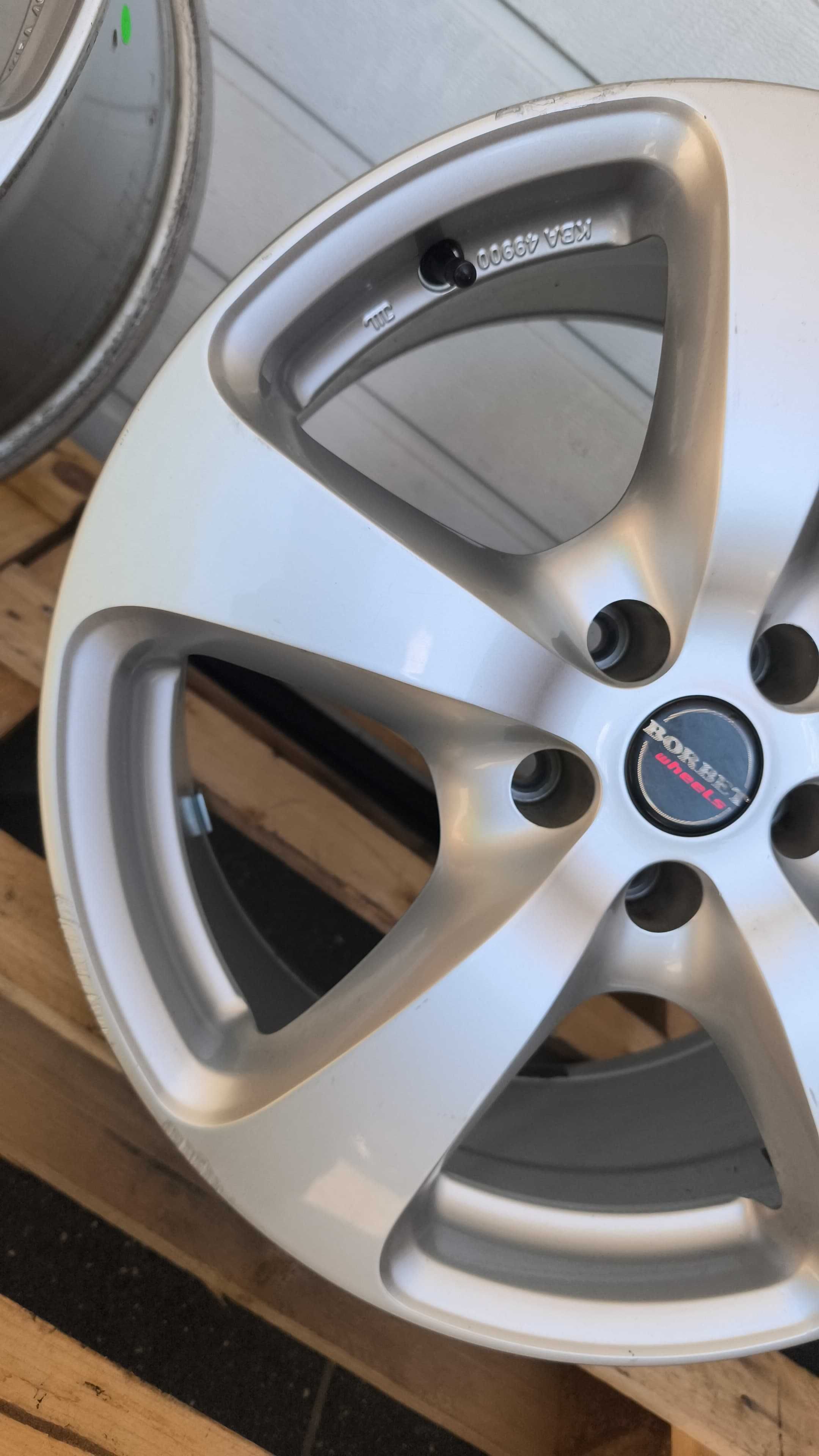 Felgi aluminiowe Borbet 18'' 5x112 ET30 Audi Skoda Bmw Mercedes OL220F