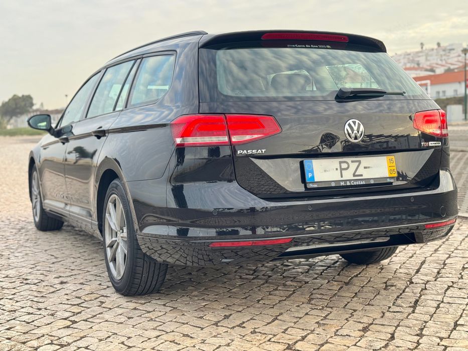 VW Passat 1.6 TDi Confortline Nacional com 99.430 kms