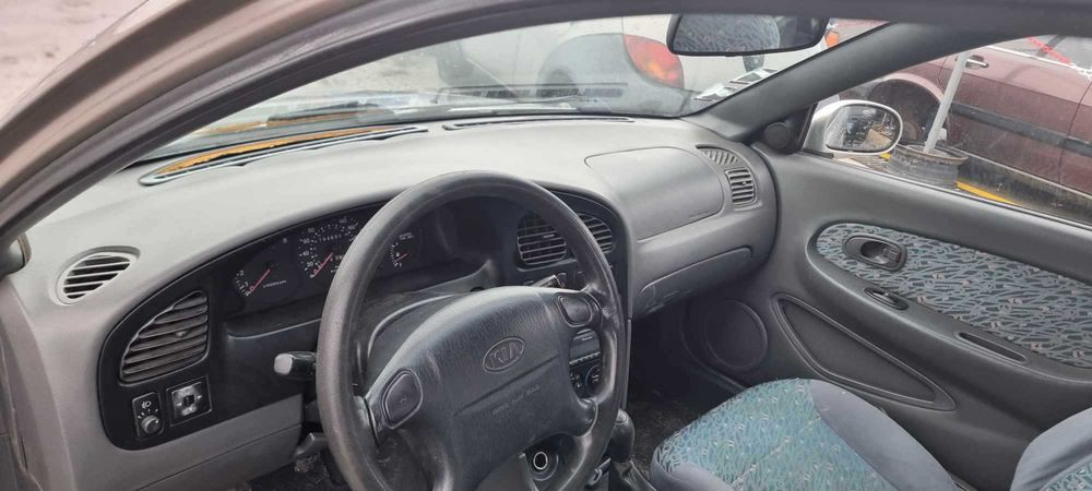 Para peças Kia Shuma 1.5 i 16V ano 2000