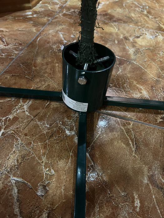 Ялинка-сосна штучна 2.40м нова з подарунком