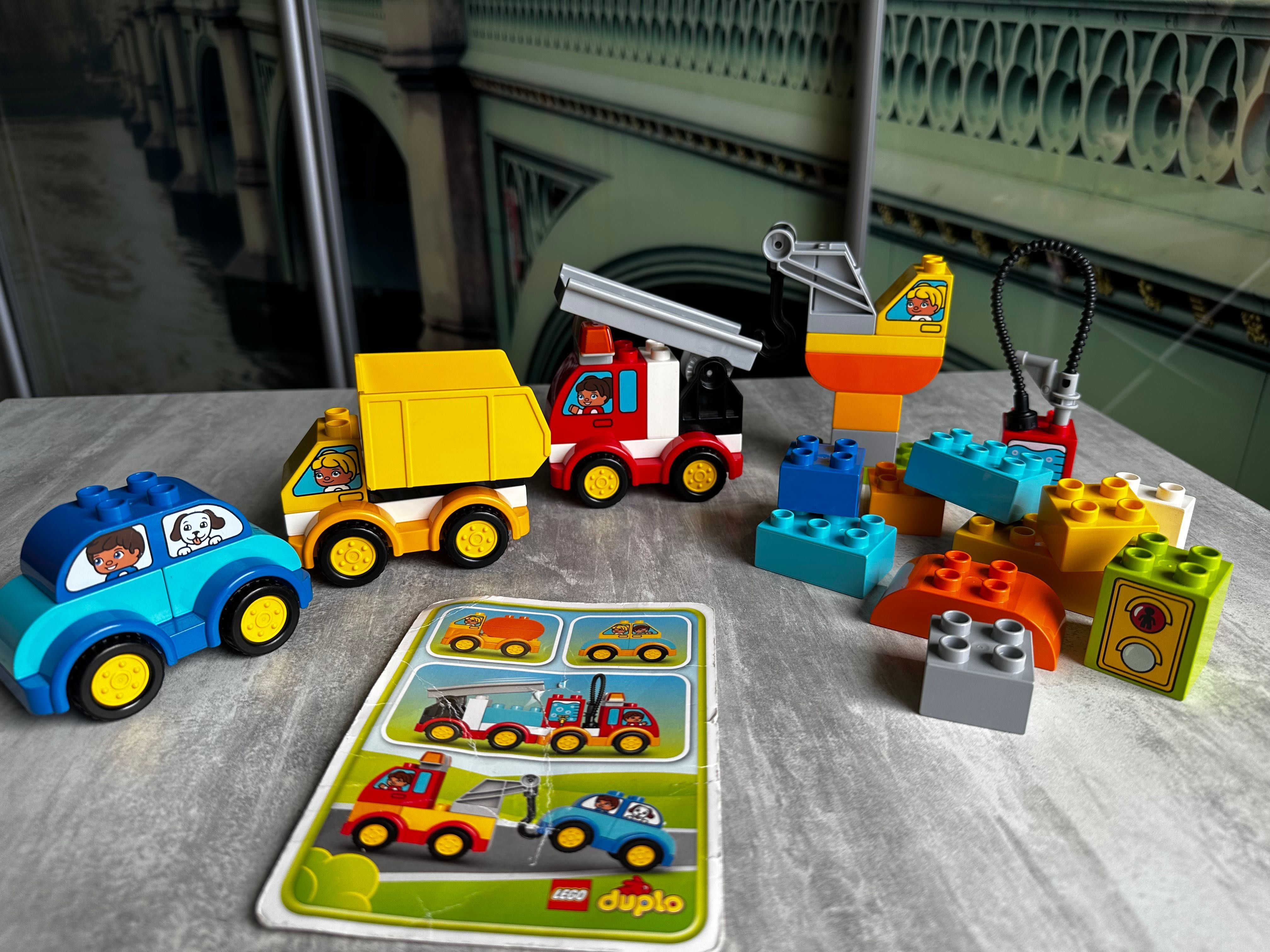 Lego duplo набори день на фермі, перші машинки