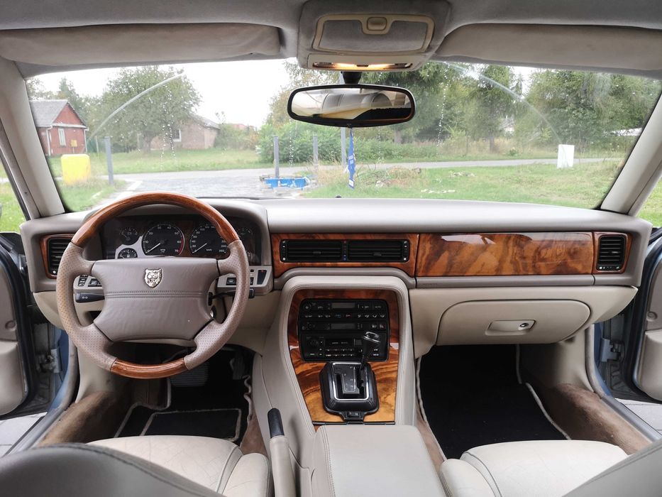 Jaguar XJ 4.0 R6 benzyna + LPG polski salon