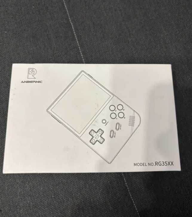 Nowa konsolka Anbernic RG35 XX z kartą 64gb