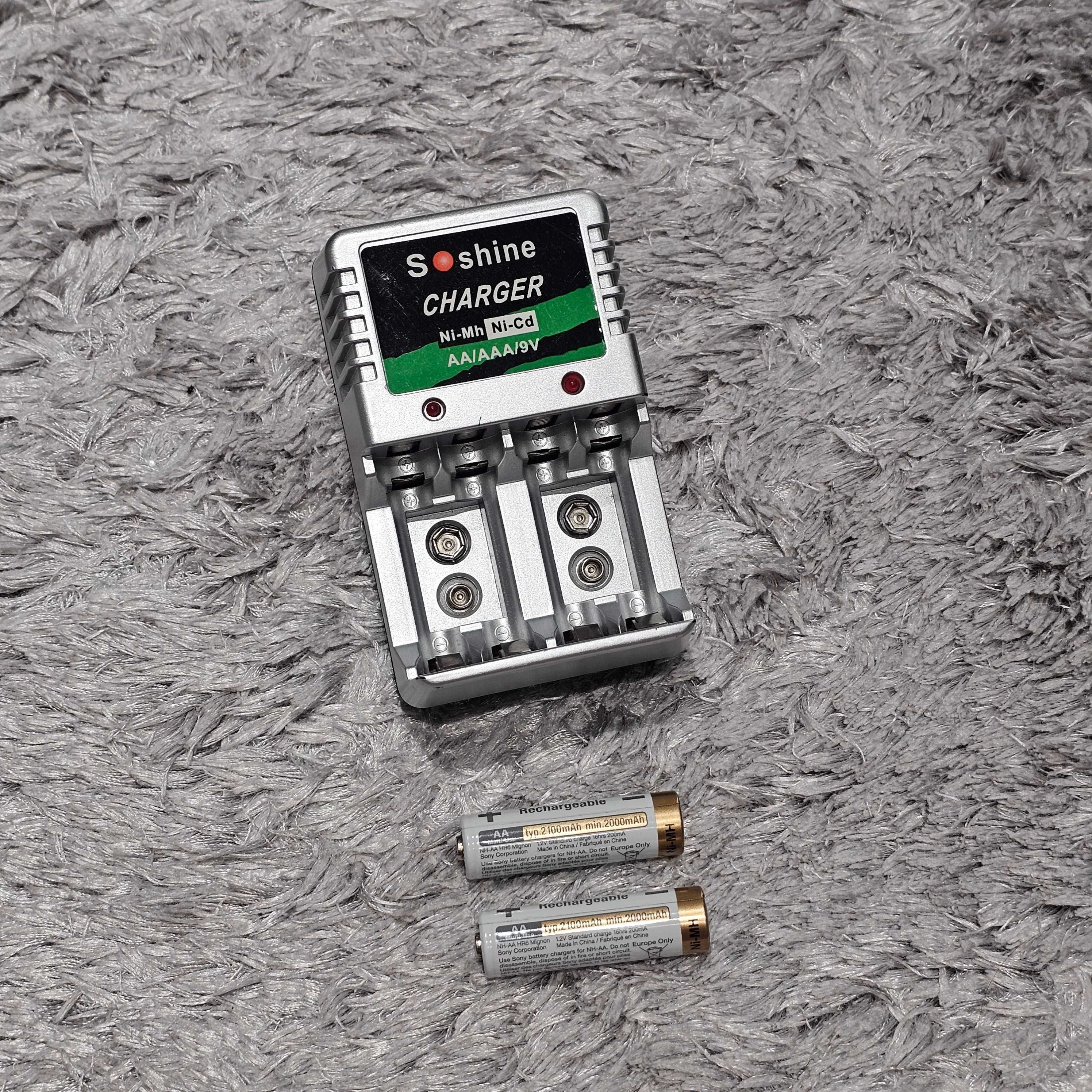 Carregador AA e AAA + 2 Pilhas AA 2100mAh