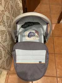 Cadeira chicco para bebés a venda.