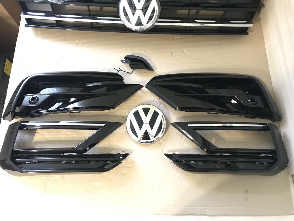 Накладка на бампер R line VW Tiguan нова!