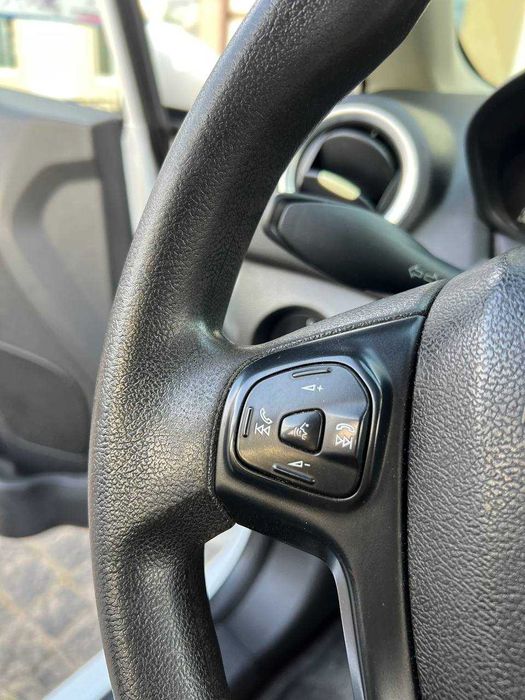 Ford Fiesta 2019 року, 1,6 л, газ-бензин