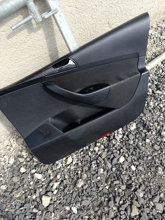 Prawy boczek tapicerka welurowa volkswagen passat b6