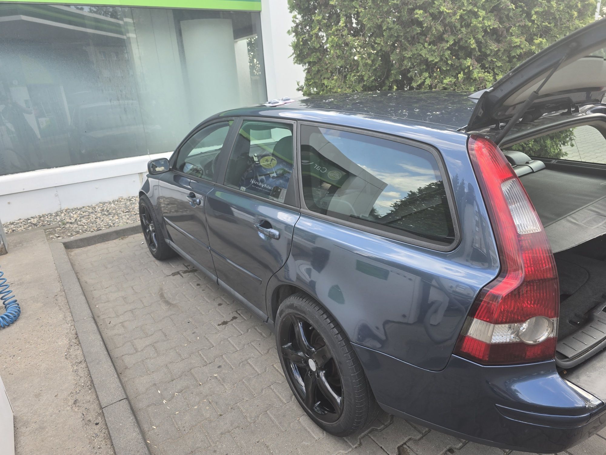 Volvo v50 2.0d 2006r