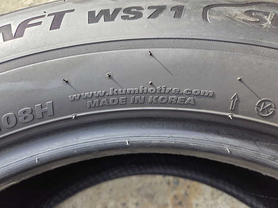 Резина Шини Колеса 235/65 R17 Kumho зима 2019 рік. комплект