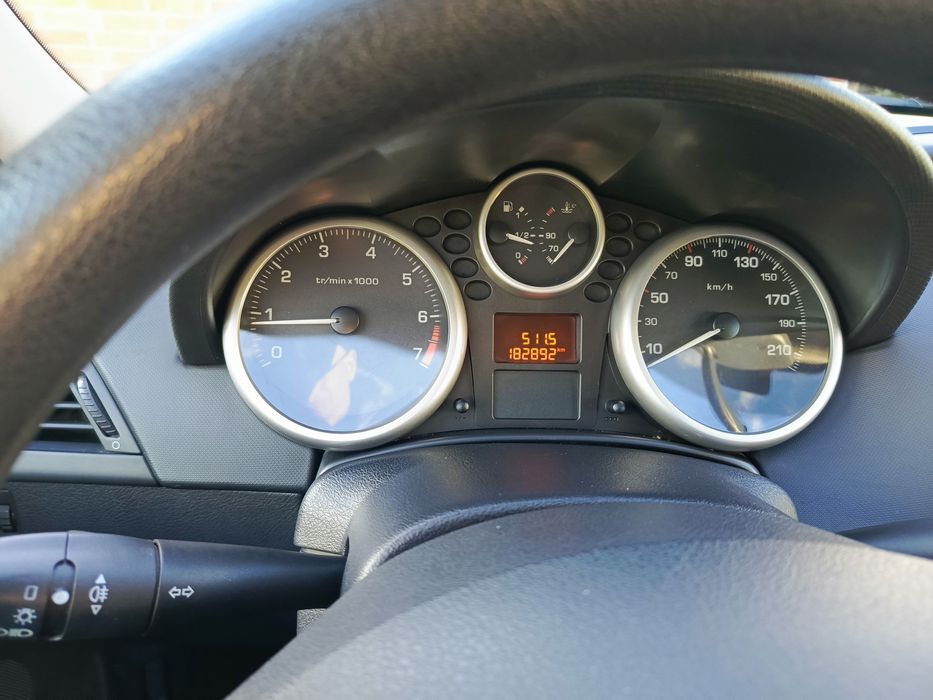 Sprzedam Peugeot 207 1.4 z gazem