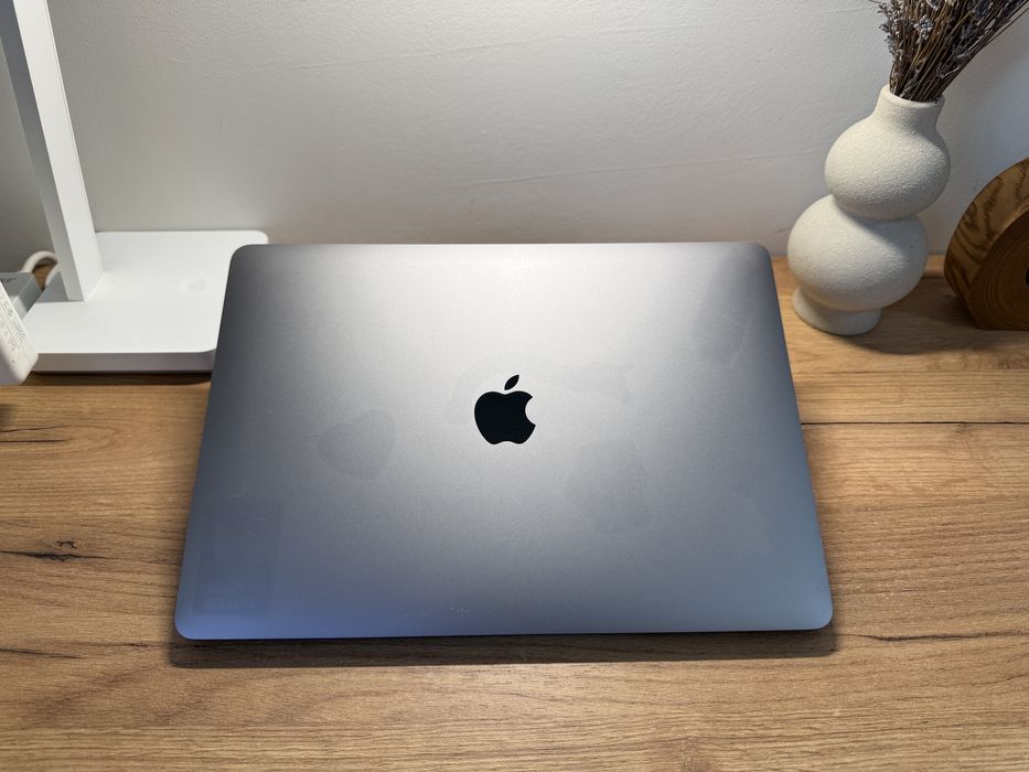 MacBook Pro 13 2020 M1 16Gb 1Tb SSD Space