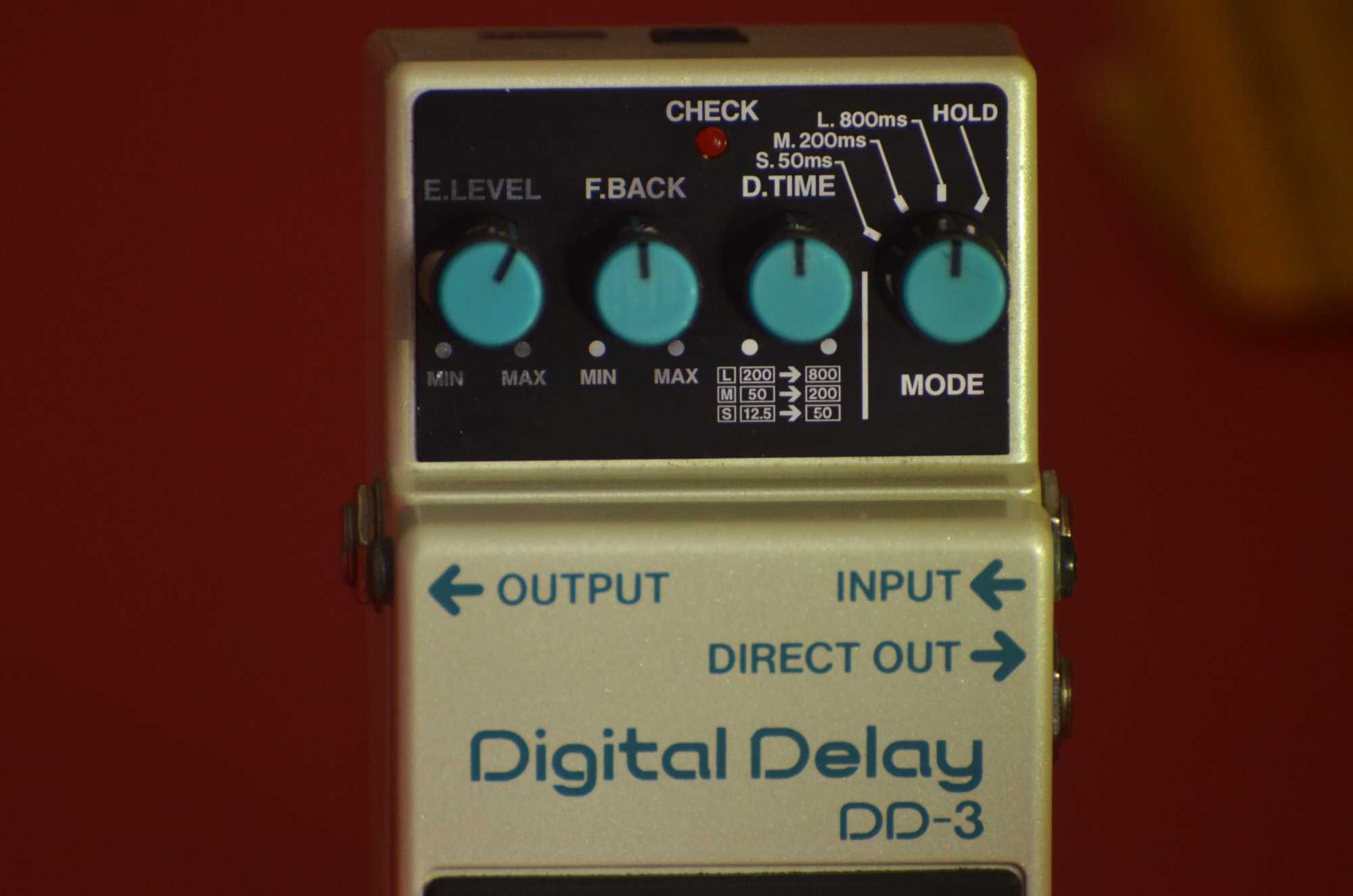 Педаль дилей BOSS Digital Delay DD-3