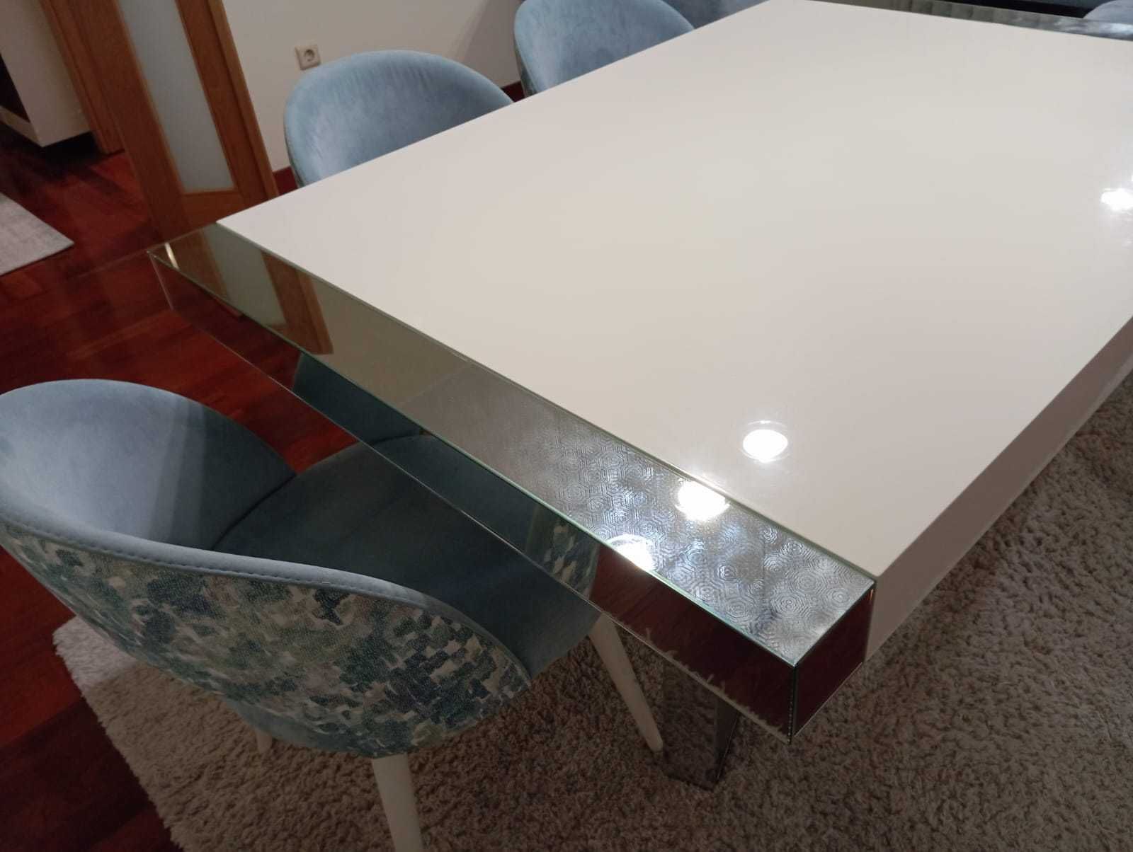 Mesa de jantar alto brilho com topos em espelho extensivel