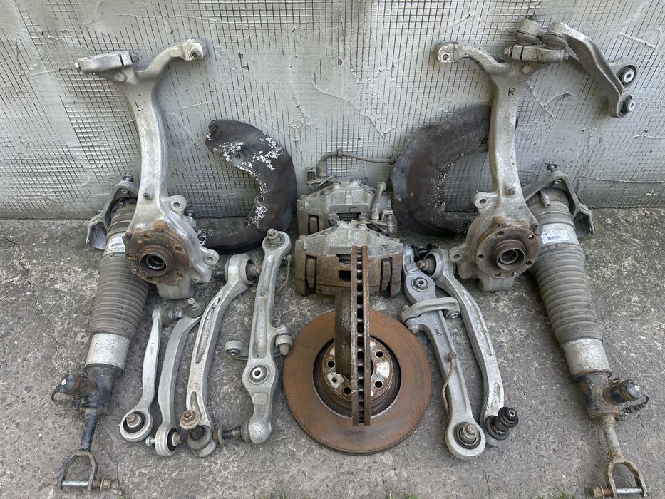 Поворотний кулак цапфа ауді audi a6 c6