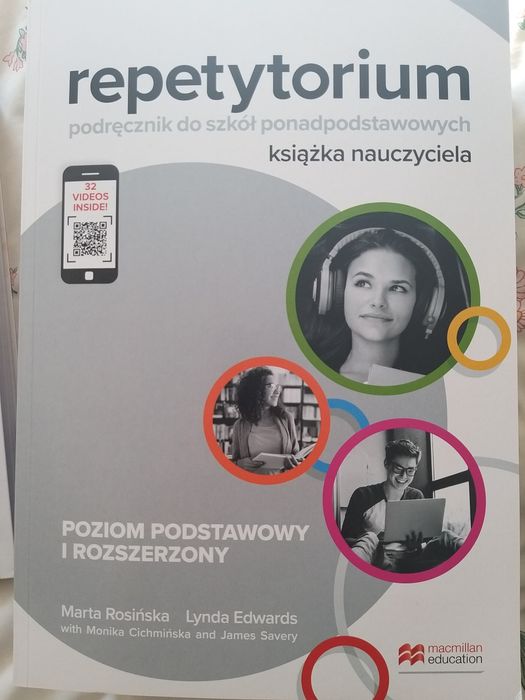 Repetytorium Macmillan poziom podstawowy i rozszerzony. Teacher's book