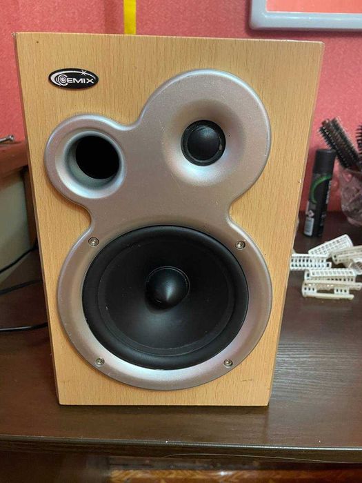 Продам колонки, магнитофон, іншу техніку недорого