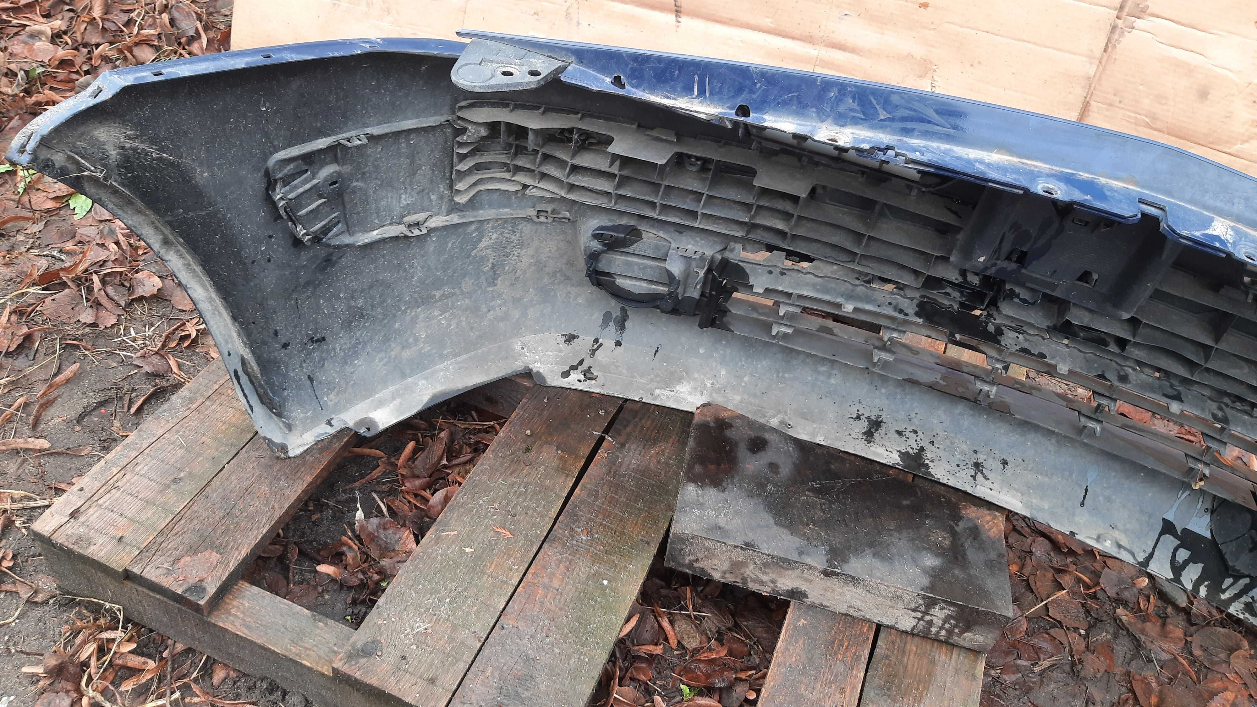 zderzak przedni kompletny Renault Megane II 2