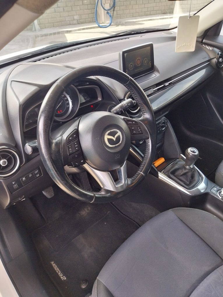 Mazda2  2015 skyactive 1.5 diesel