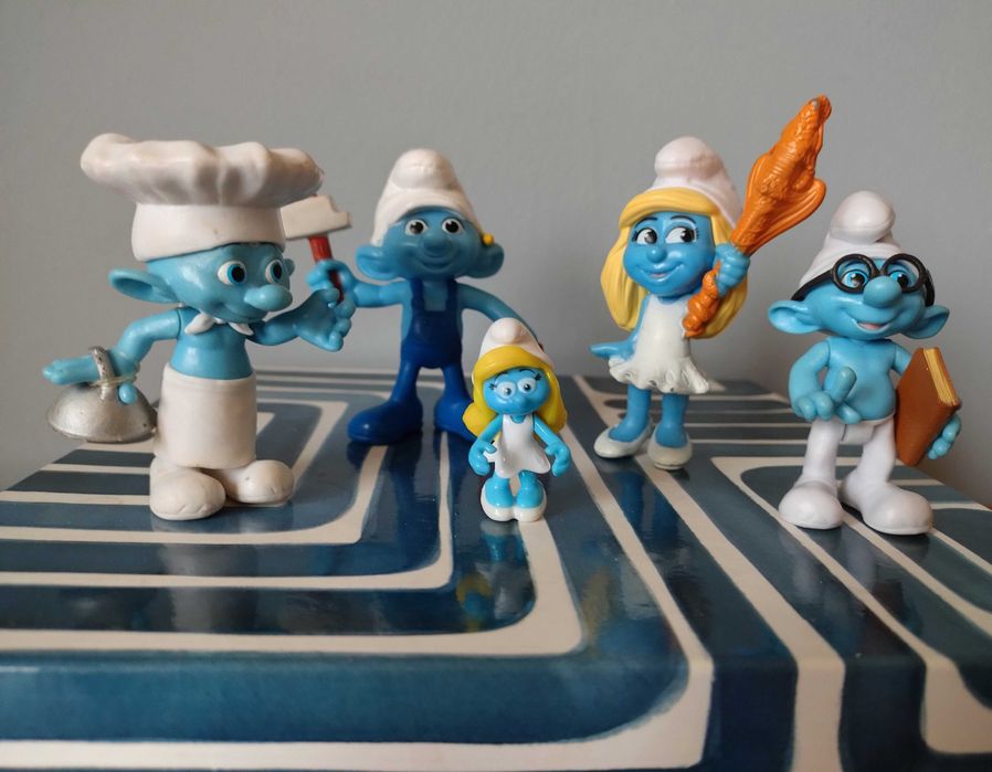 Figurka figurki Smerfów Smerfy Smerfetka Ważniak Pracuś Schleich Peyo