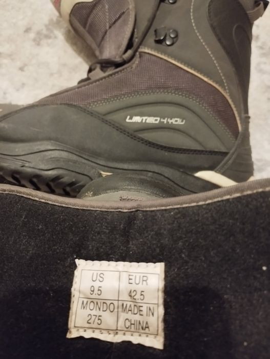 Buty snowboard 42.5