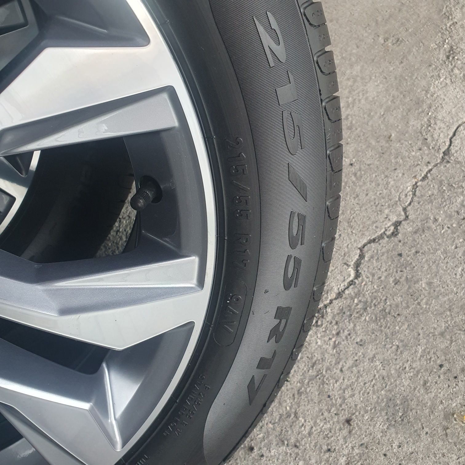 Nowe felgi orginal vw b8 nowe opony stary rok  gratis pirelli