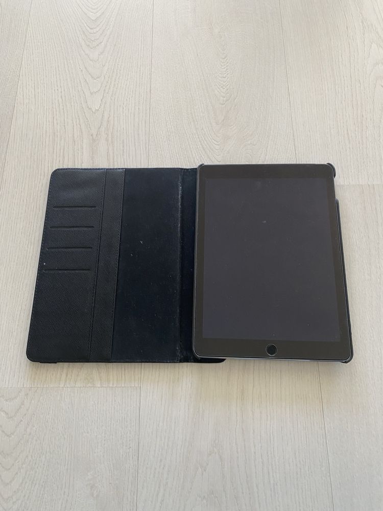 iPad Air segunda geração  Wi-Fi + SIM 64gb