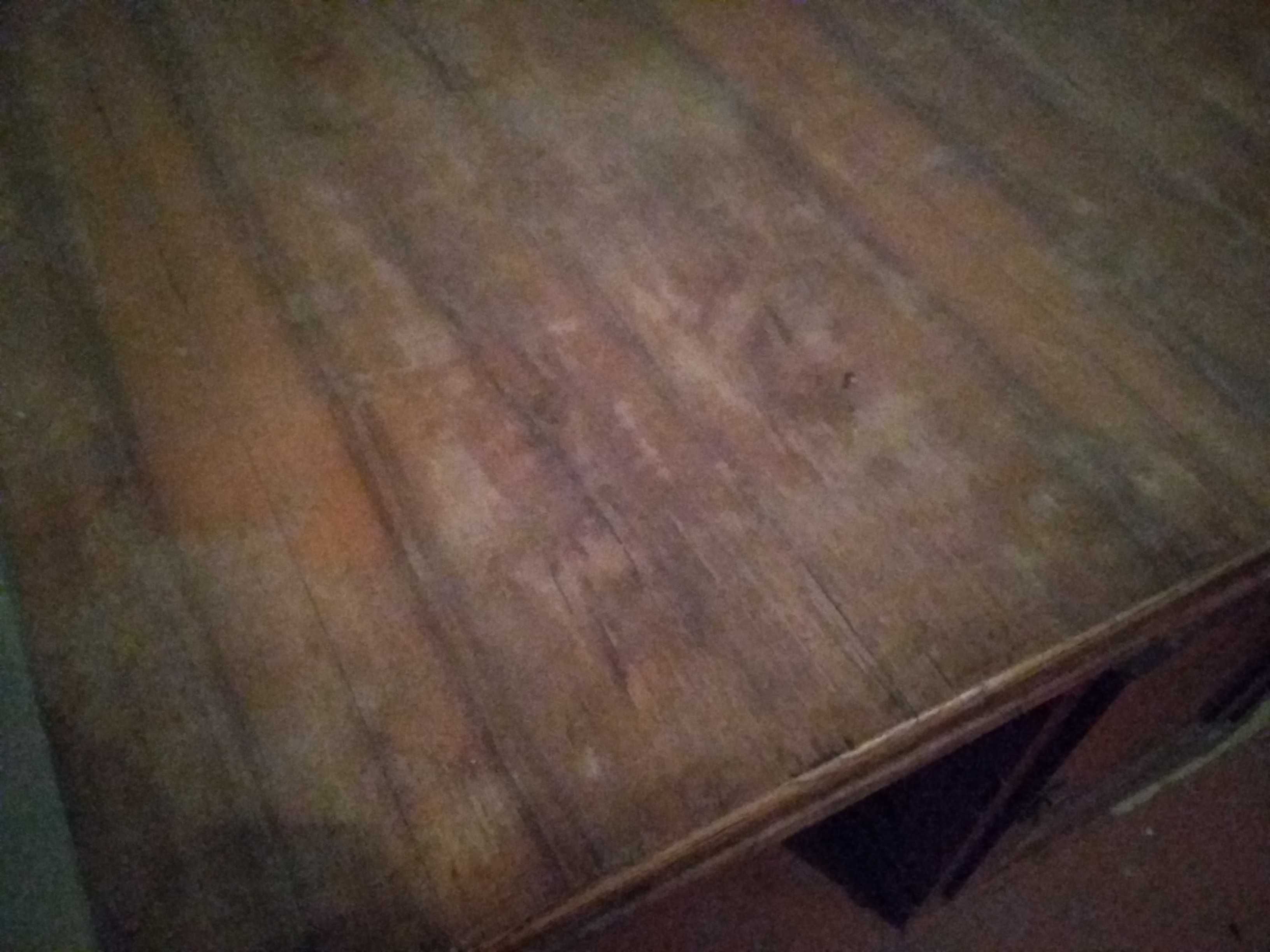 Антикварний стіл великий, міцний