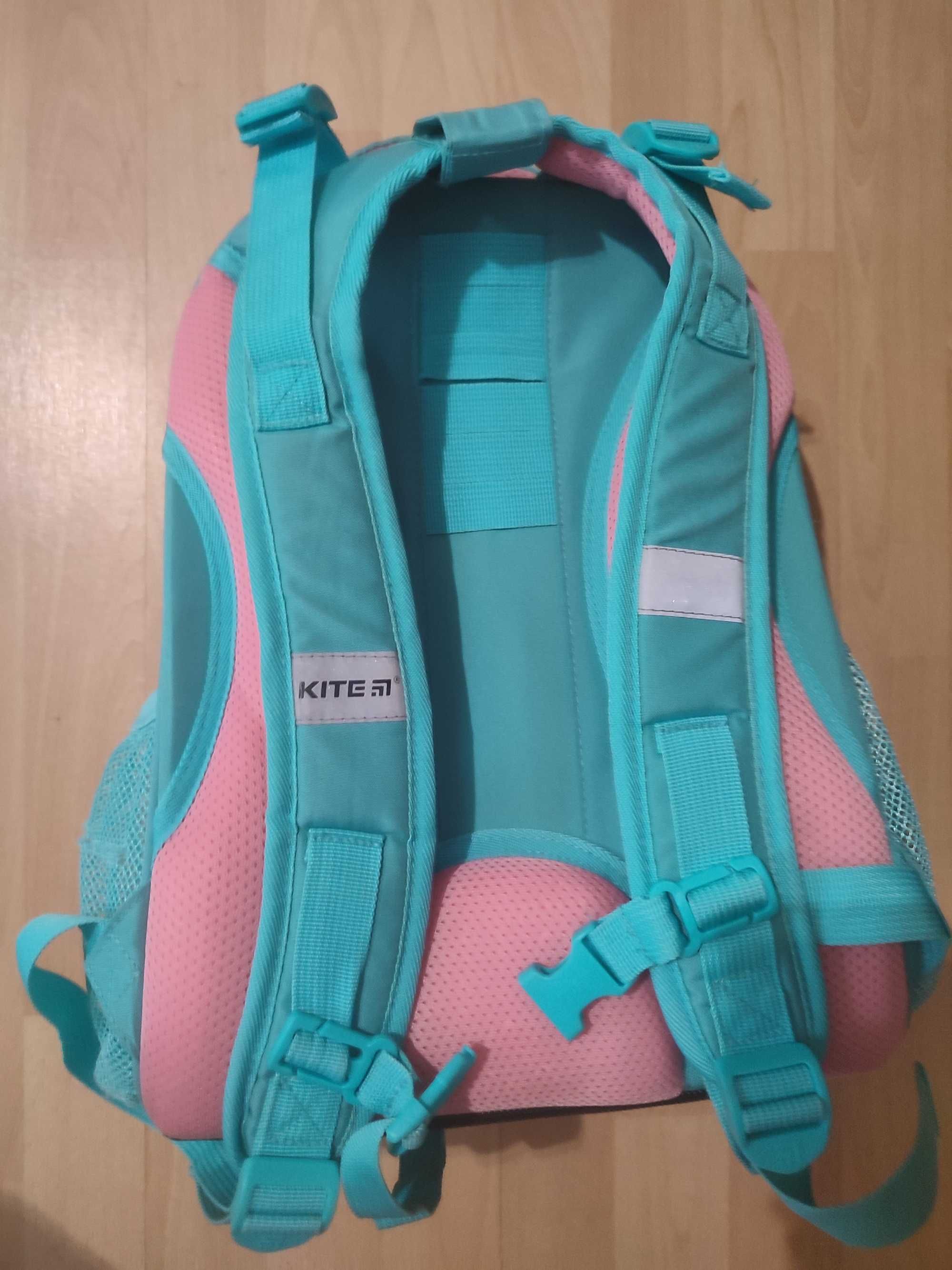 Рюкзак шкільний KITE б/в в подарунок пенал і сумка для перезувного