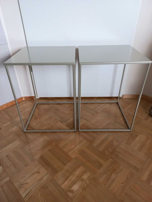 Sprzedam 2 metalowe stoliki
