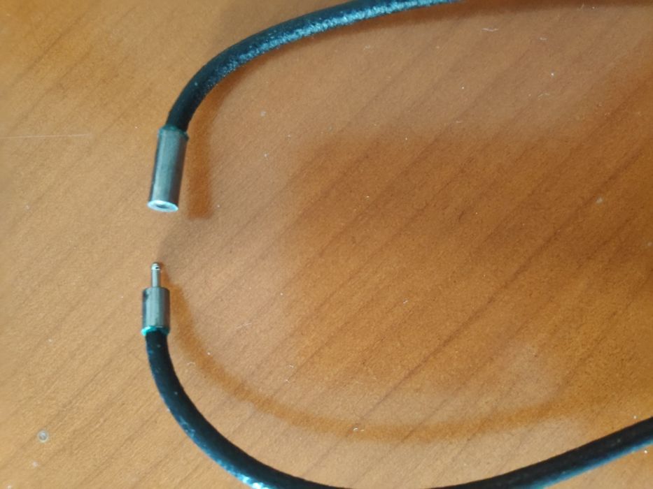 Colar com elefante azul turquesa