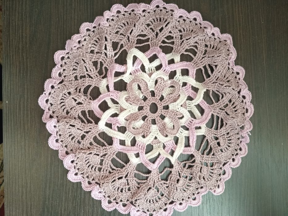 Продаю салфетки, вязаные крючком