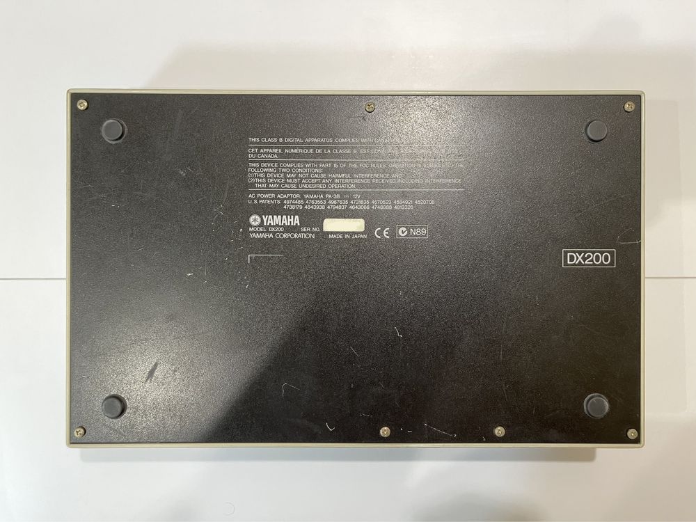 Секвенсор Yamaha DX 200 FM
