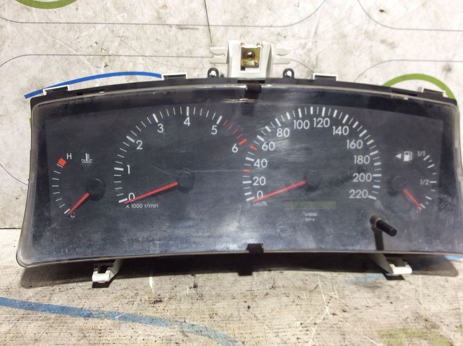 Quadrante Toyota Corolla E12  Ref. 83800-02810