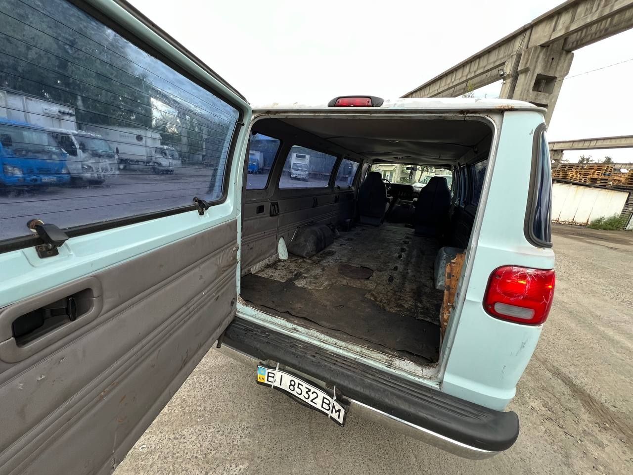 Dodge RAM 3500 лонг 15 мест