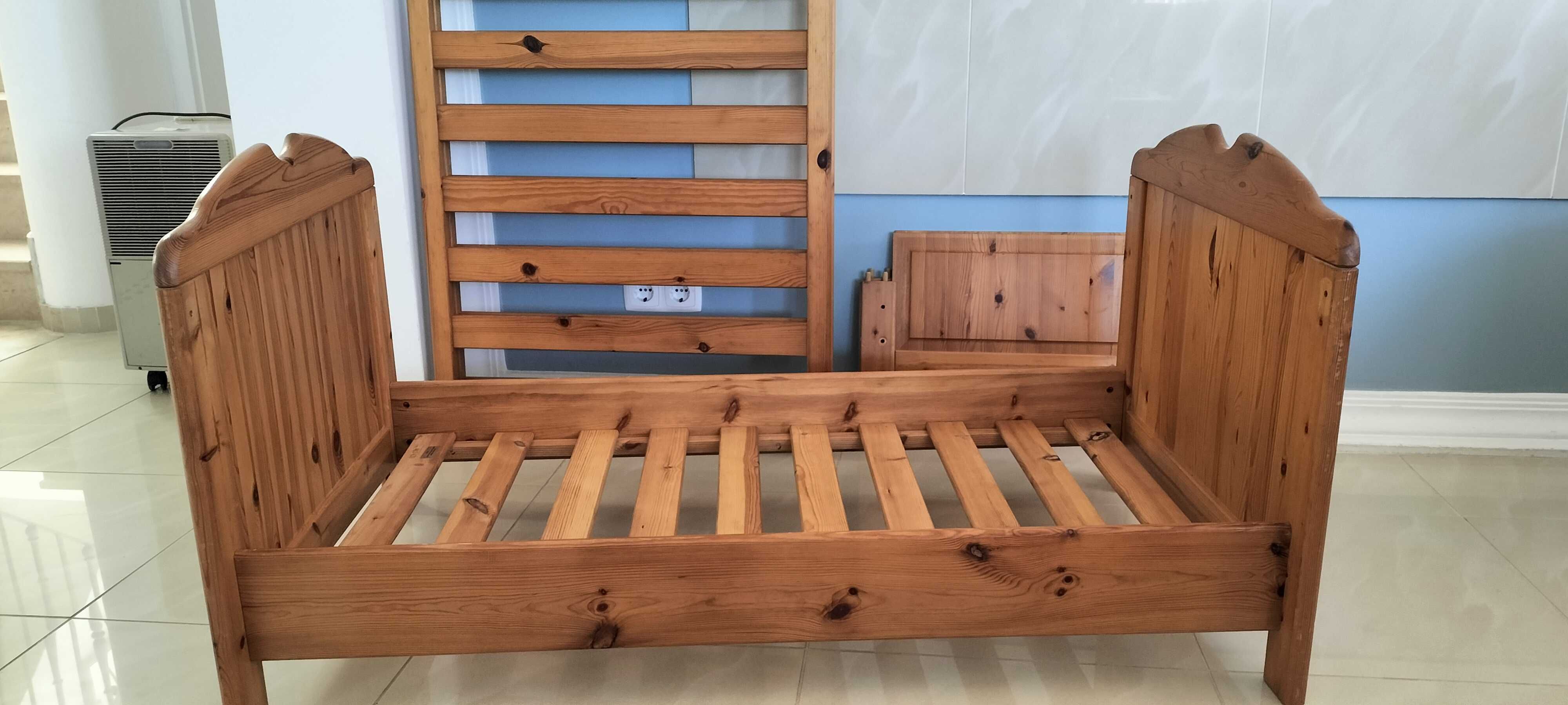 Cama de bebê combinação 2em1 marca Herlag 1883
